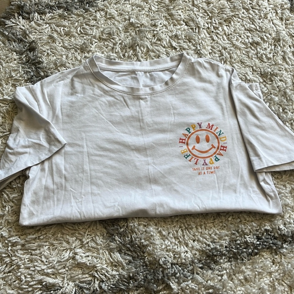 Tshirt gently used Medium
